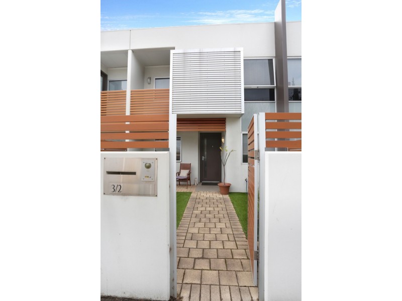 3/2 West Street, Hindmarsh SA 5007