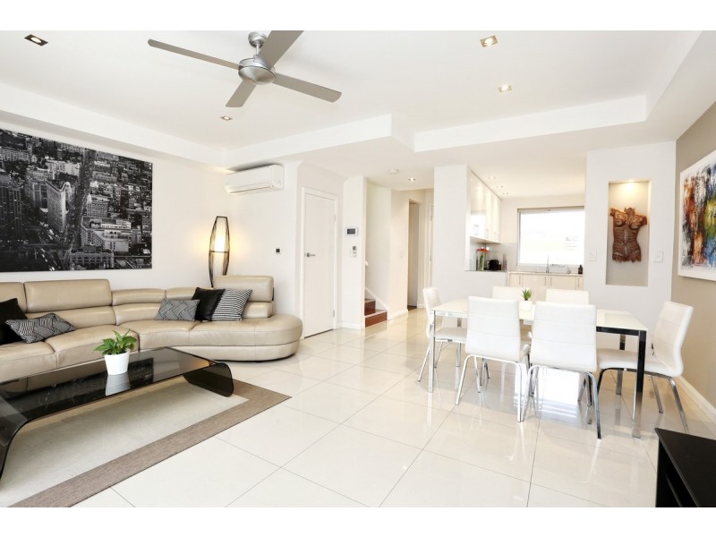 3/2 West Street, Hindmarsh SA 5007