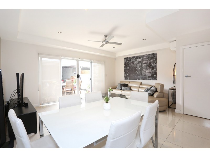 3/2 West Street, Hindmarsh SA 5007