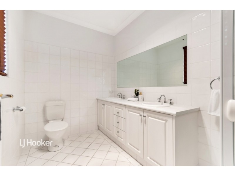 35B Old Tapleys Hill Road, Glenelg North SA 5045