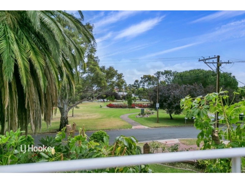 8 Park Crescent, Linden Park SA 5065