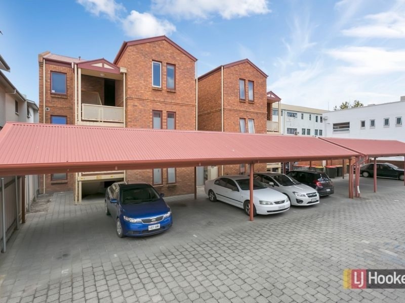 9/11 Royal Place, Adelaide SA 5000