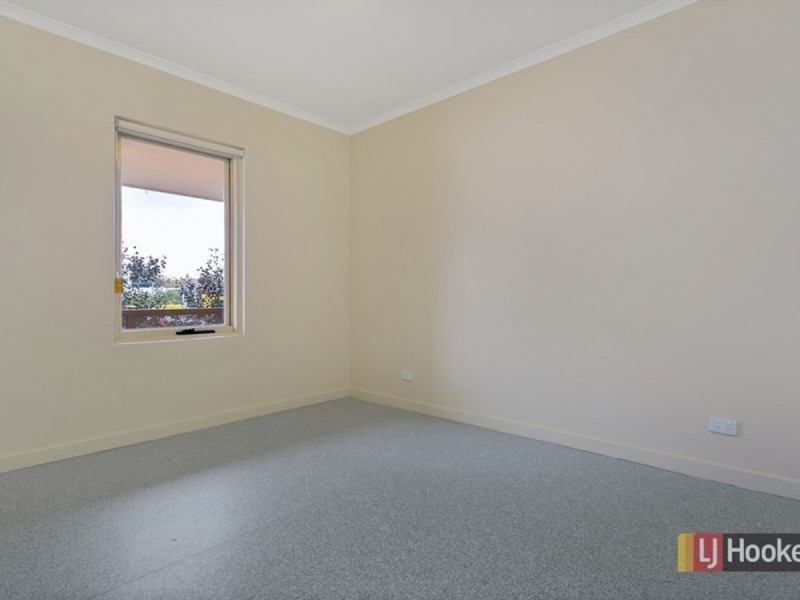 9/11 Royal Place, Adelaide SA 5000