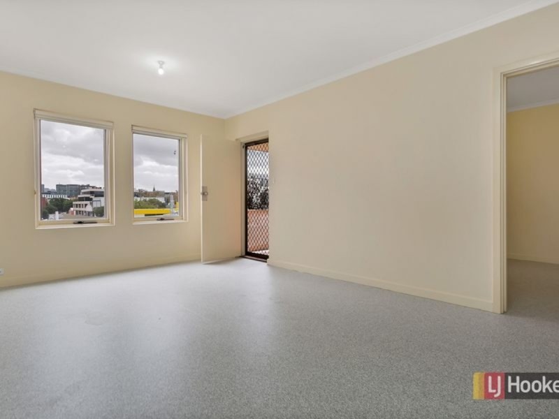 9/11 Royal Place, Adelaide SA 5000