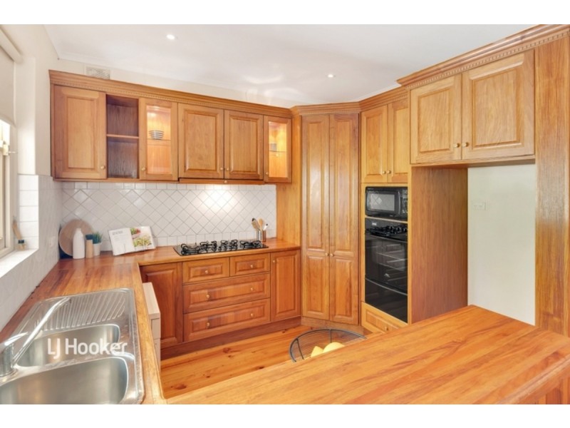 5 Sitters Memorial Drive, Burnside SA 5066