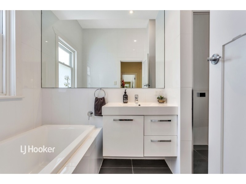 53 Hill Avenue, Cumberland Park SA 5041