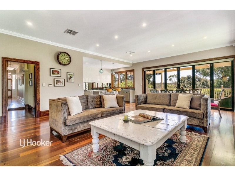 8 Eurilpa Street, Eden Hills SA 5050