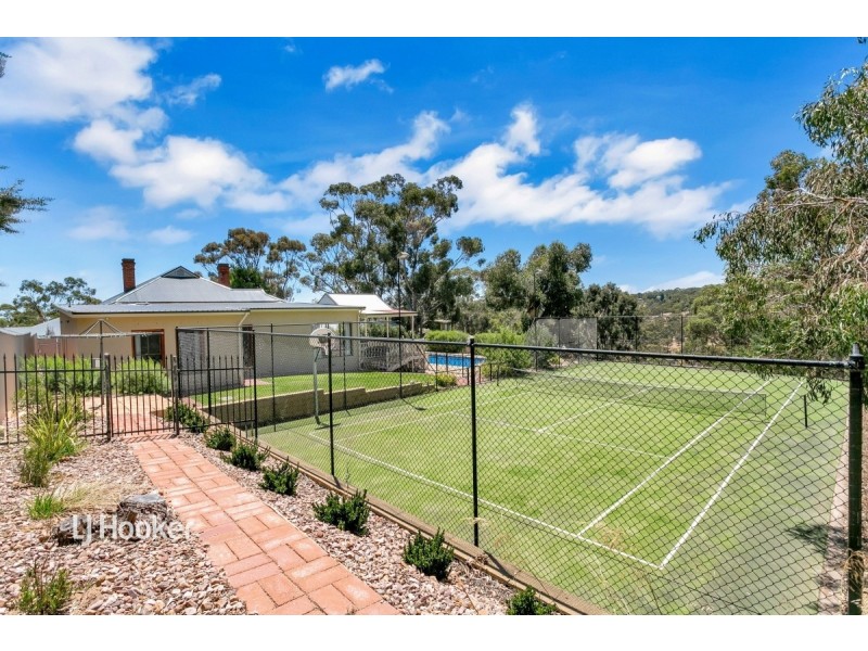 8 Eurilpa Street, Eden Hills SA 5050