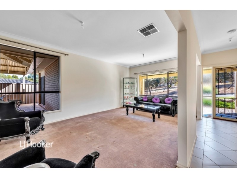 3 St Vincent Circuit, Sheidow Park SA 5158