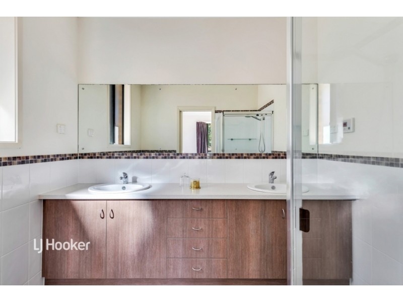 3 St Vincent Circuit, Sheidow Park SA 5158