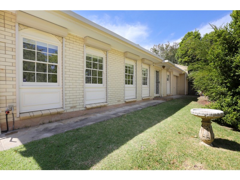 1/6 Peroomba Avenue, Kensington Gardens SA 5068