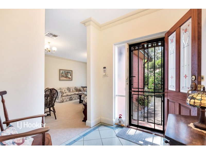 2/8A Wynyard Grove, Wattle Park SA 5066