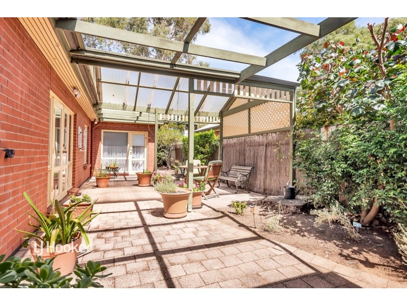 2/8A Wynyard Grove, Wattle Park SA 5066