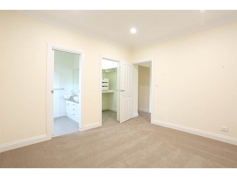 39 Allinga Avenue, Glenside SA 5065