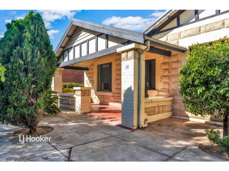 11 Cowper Road, Black Forest SA 5035