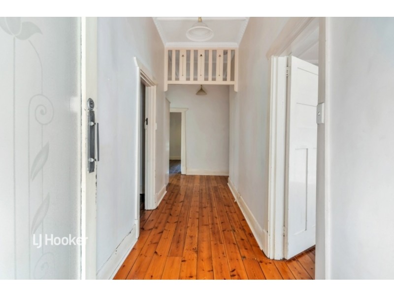 11 Cowper Road, Black Forest SA 5035