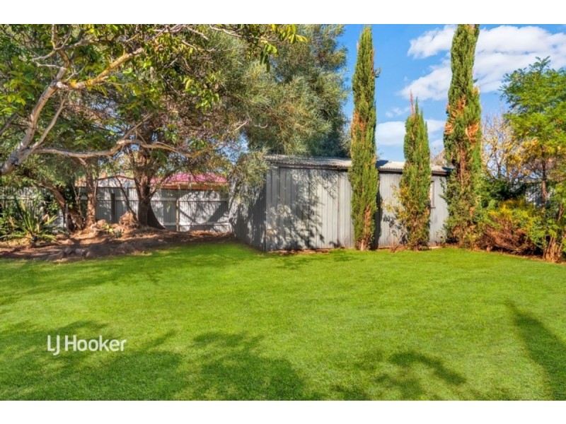 11 Cowper Road, Black Forest SA 5035