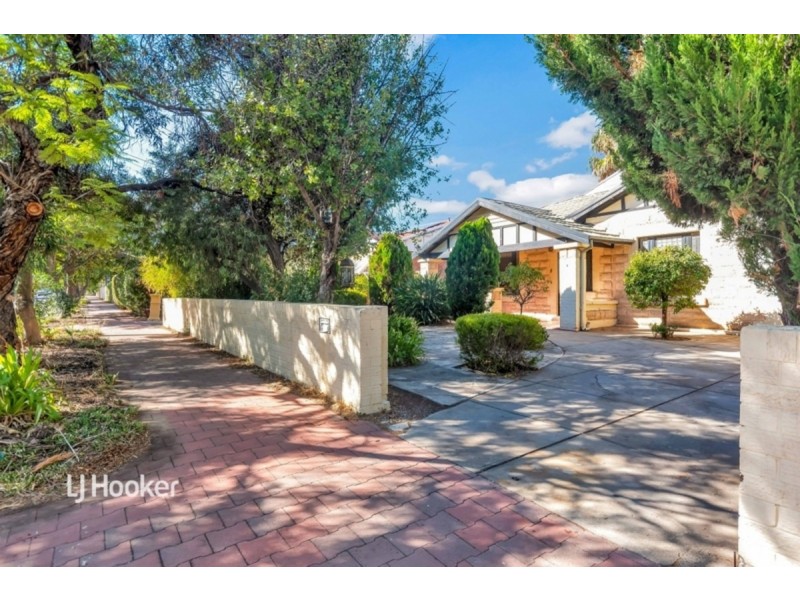11 Cowper Road, Black Forest SA 5035