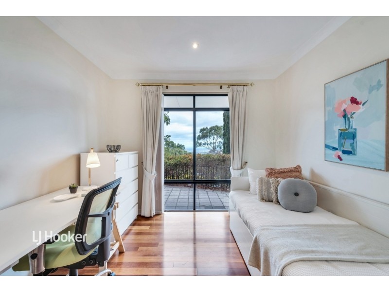 1 St Andrews Avenue, Mount Osmond SA 5064