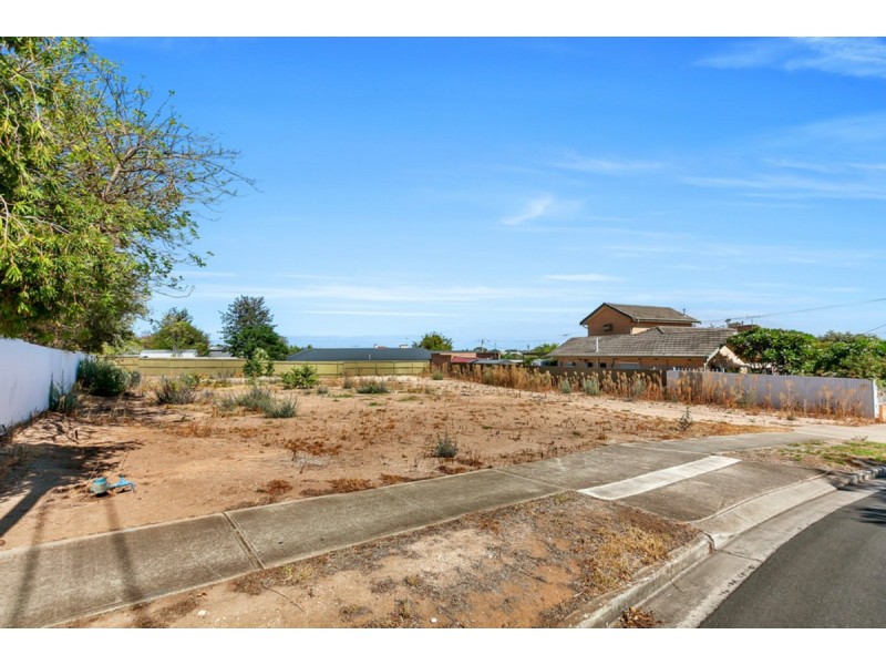 31 & 33 The Crescent, Blair Athol SA 5084