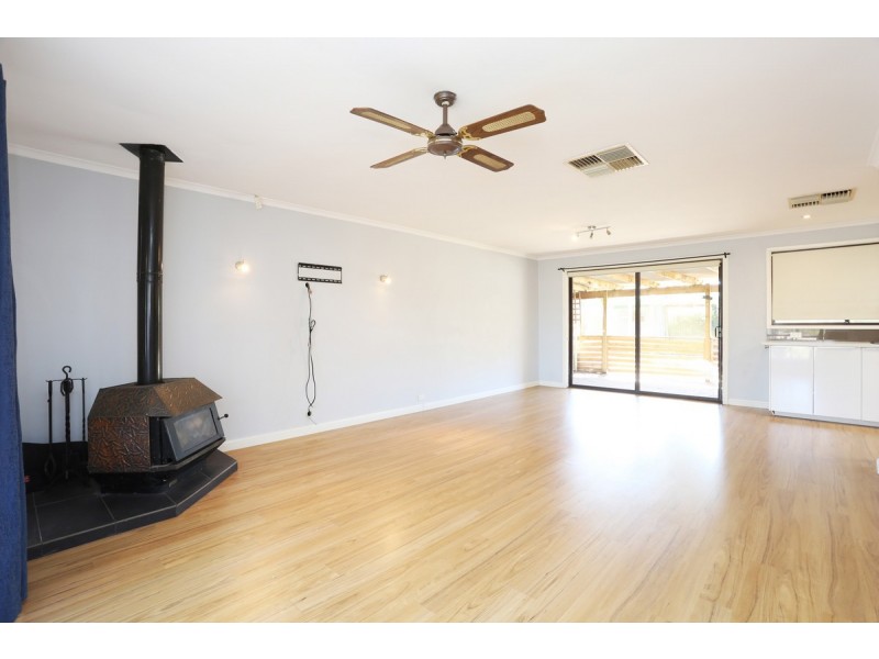 13 Scholes Avenue, Parafield Gardens SA 5107