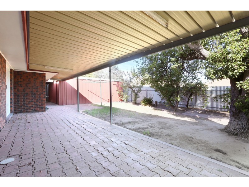 8 Centofanti Avenue, Newton SA 5074