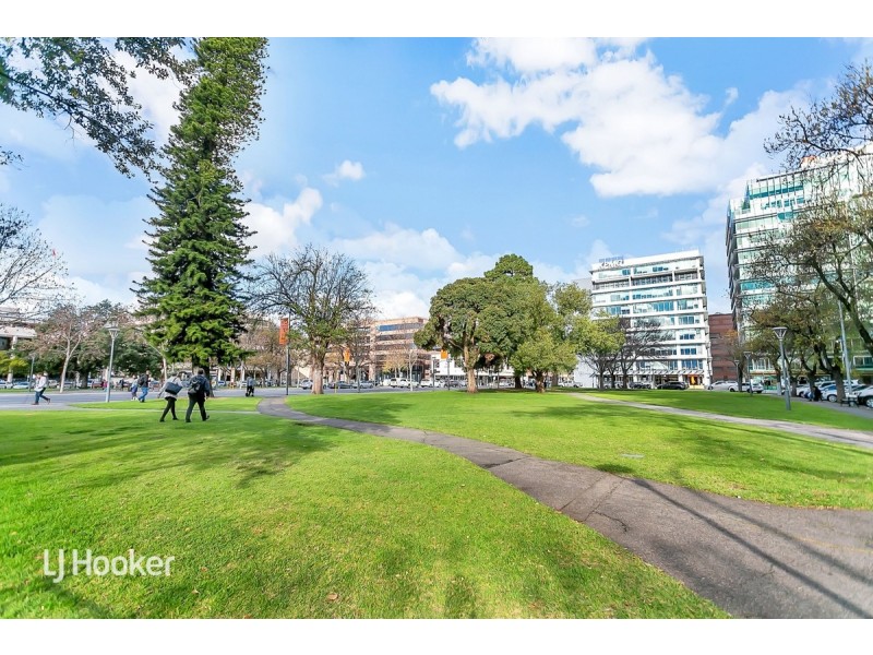 1706/47 Hindmarsh Square, Adelaide SA 5000