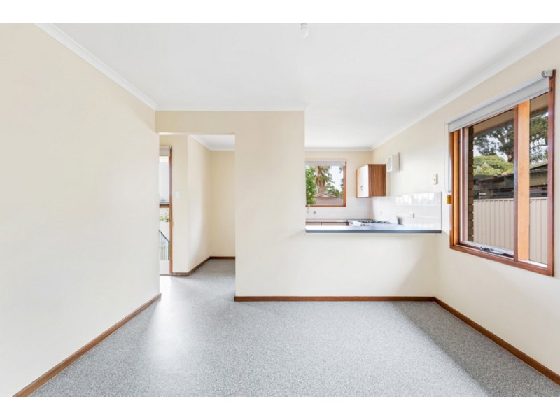 8 Arnhem Crescent, Hackham West SA 5163