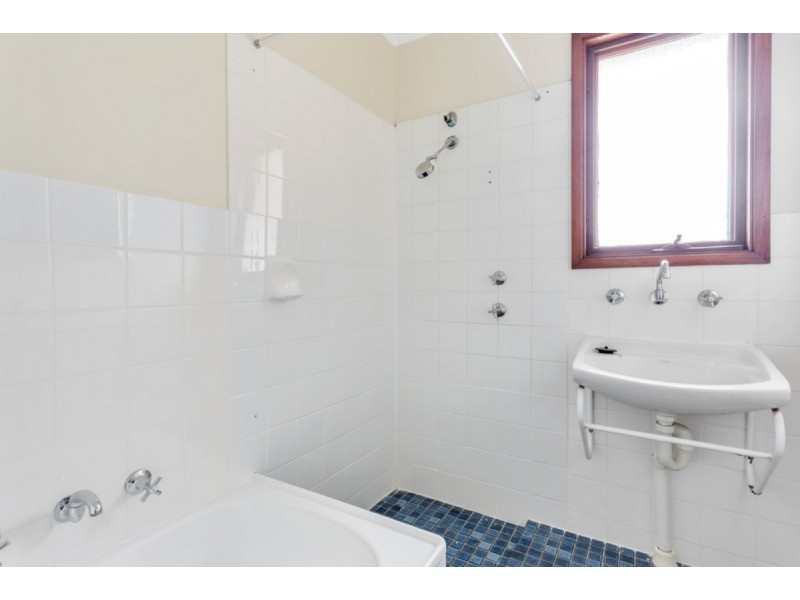 8 Arnhem Crescent, Hackham West SA 5163