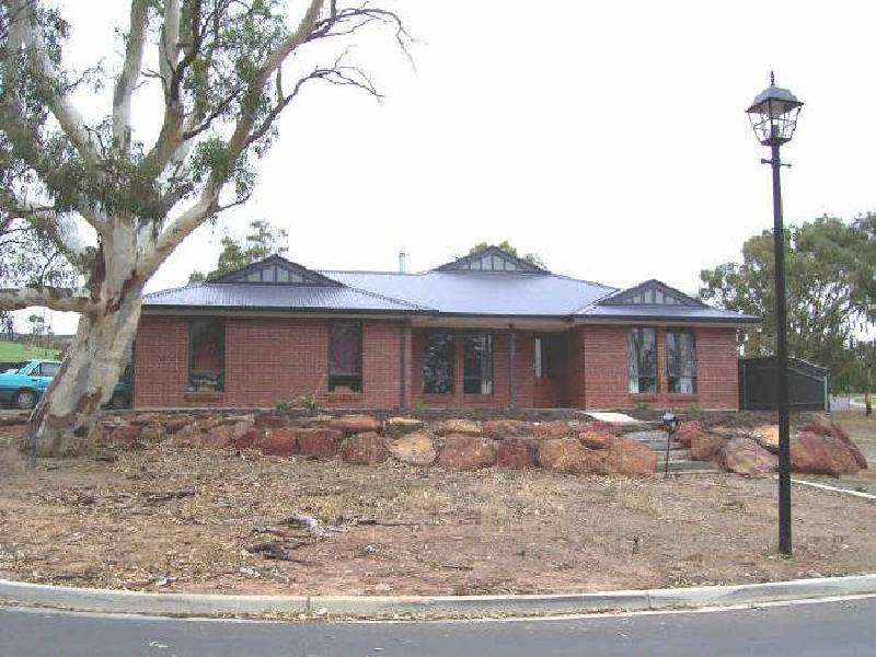 22 Hall Road, Willunga SA 5172