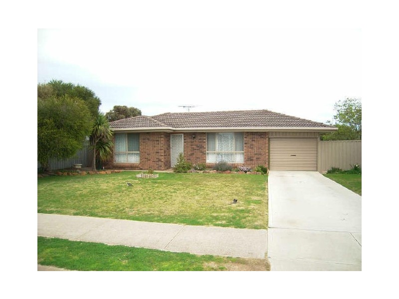 9 Greenlees Parade, Aldinga Beach SA 5173