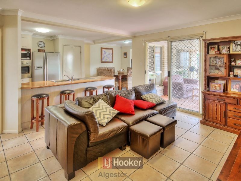 11 Otway Place, Parkinson QLD 4115