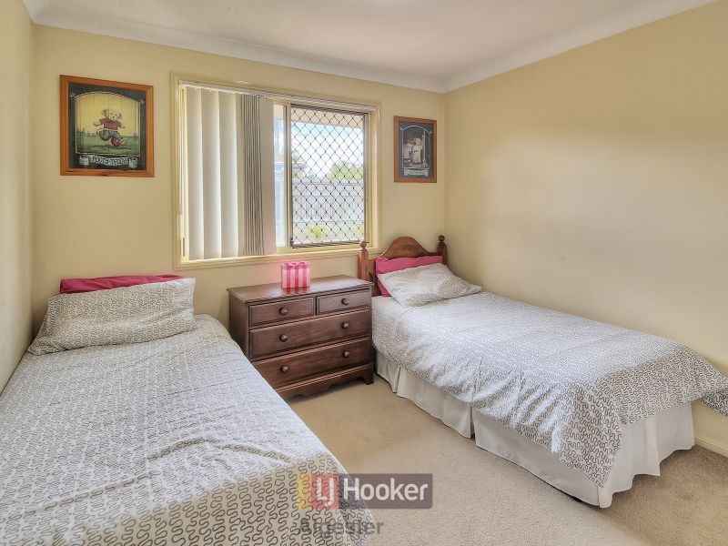 11 Otway Place, Parkinson QLD 4115