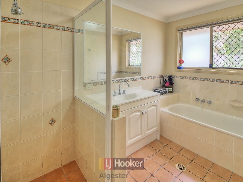 11 Otway Place, Parkinson QLD 4115