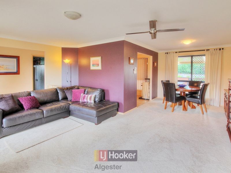 13 Swanbrook Place, Parkinson QLD 4115