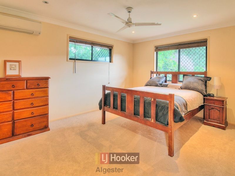 13 Swanbrook Place, Parkinson QLD 4115