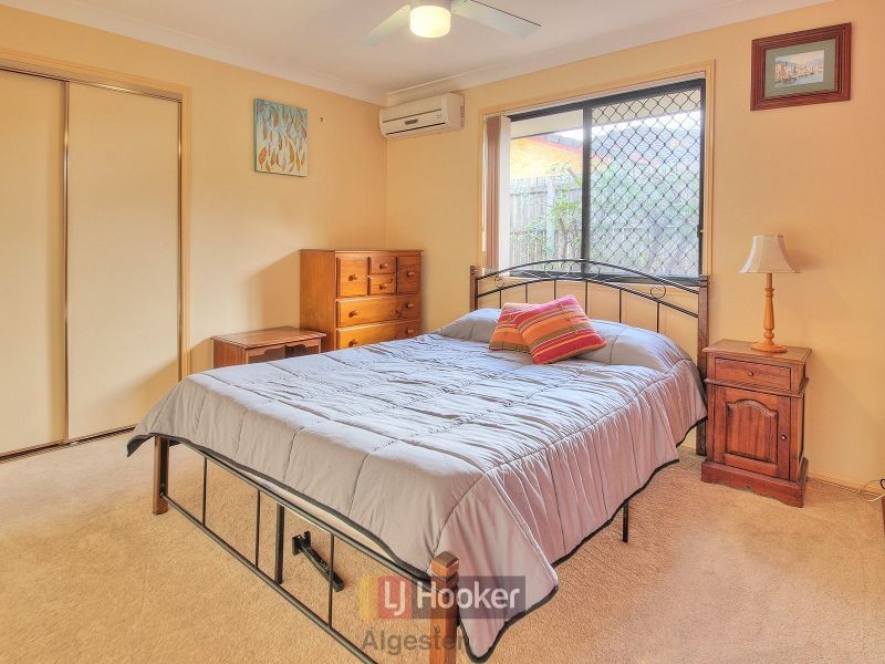 13 Swanbrook Place, Parkinson QLD 4115