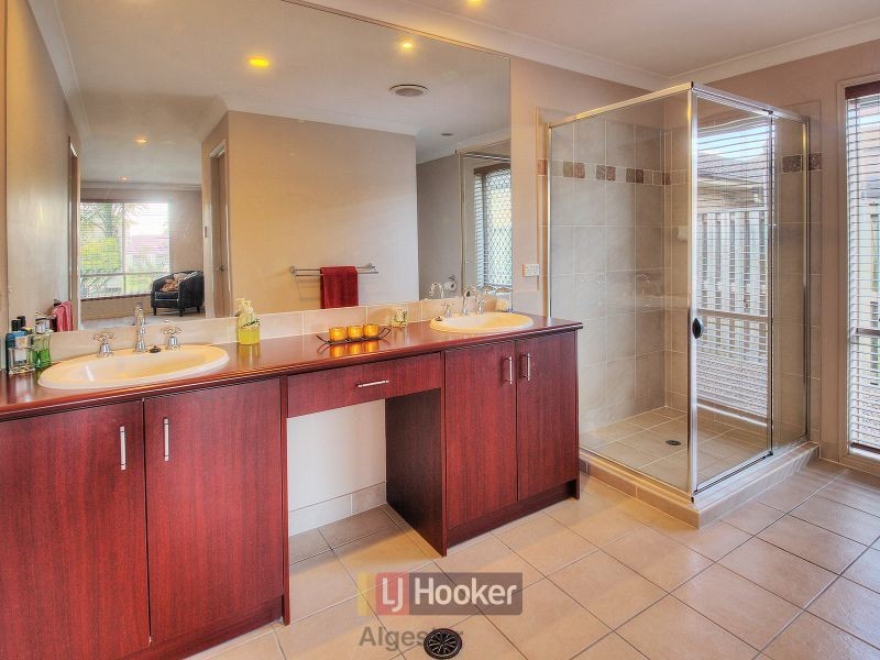 44 Gibraltar Circuit, Parkinson QLD 4115