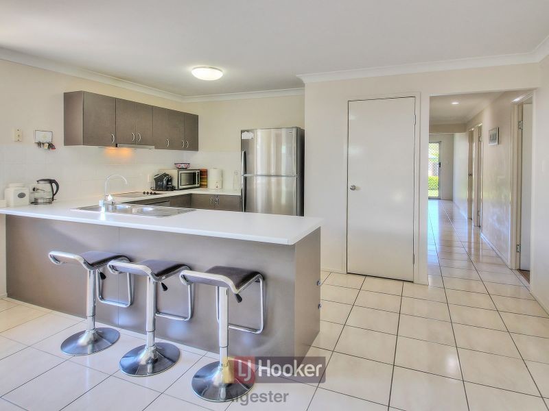 4 Tenielle Street, Boronia Heights QLD 4124