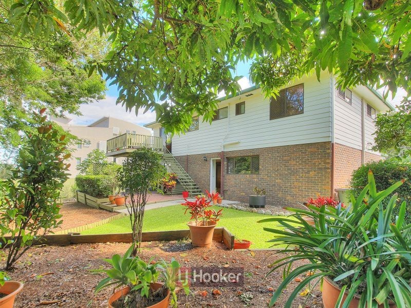 651 Mains Road, Macgregor QLD 4109