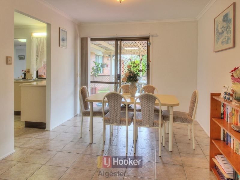 19 Williams Way, Calamvale QLD 4116