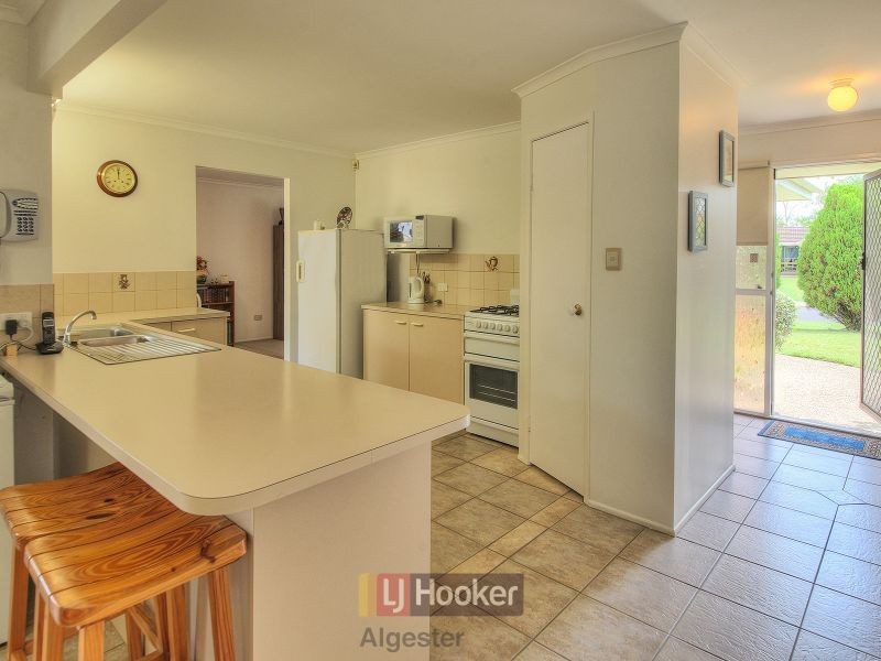 19 Williams Way, Calamvale QLD 4116
