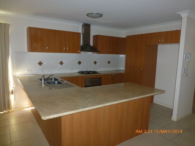 8 Ayesha Place, Calamvale QLD 4116