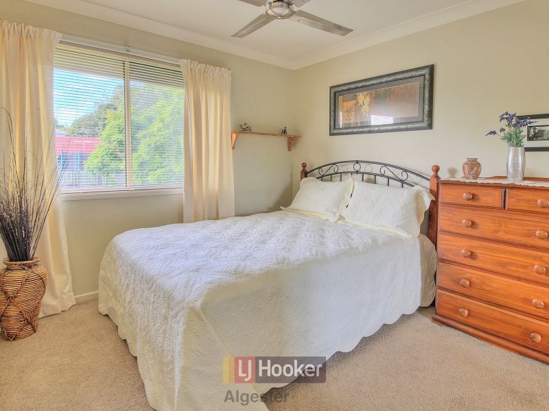 19 Silverdell Crescent, Parkinson QLD 4115