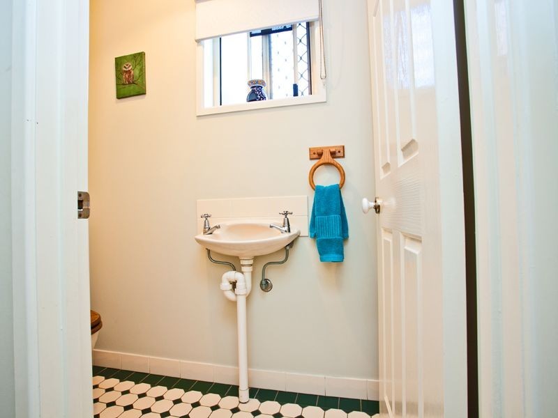 19 Silverdell Crescent, Parkinson QLD 4115