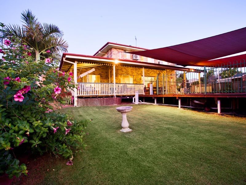 19 Silverdell Crescent, Parkinson QLD 4115