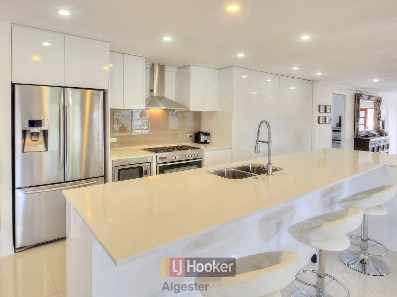 19 Wisteria Place, Mackenzie QLD 4156