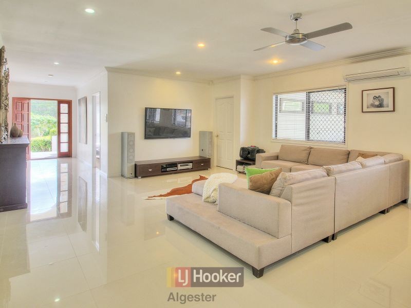 19 Wisteria Place, Mackenzie QLD 4156