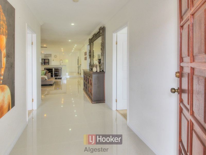 19 Wisteria Place, Mackenzie QLD 4156