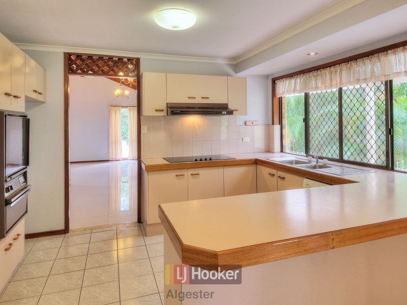 18 Pinewood Court, Algester QLD 4115